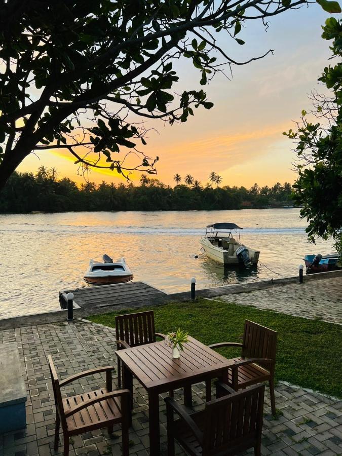 Villa Riverside Aluthgama Kültér fotó